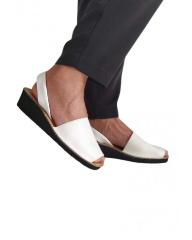 MENORQUINA CUÑA PIEL