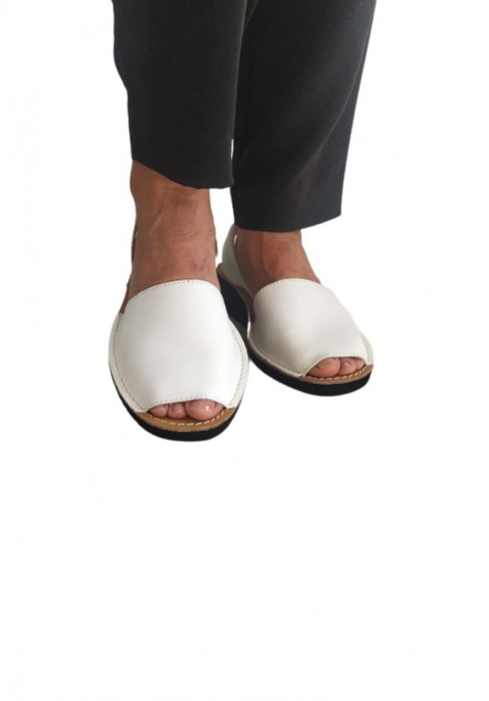 MENORQUINA CUÑA PIEL