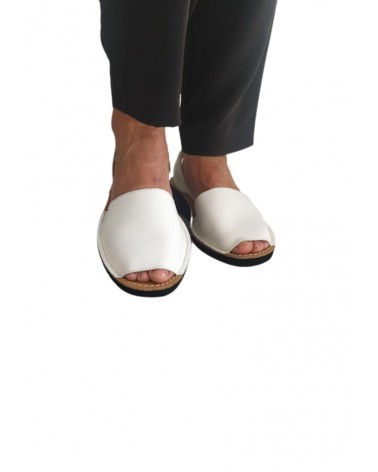 MENORQUINA CUÑA PIEL