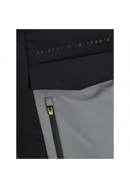 CAZADORA WATERPROOF | JACK... 2