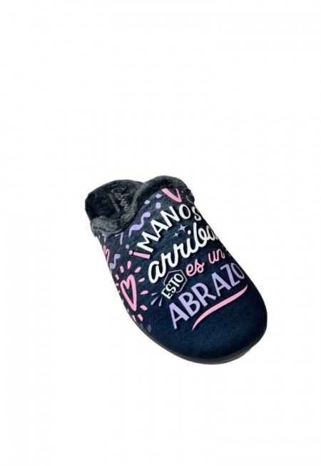 PANTUFLA MANOS ARRIBA ESTO... 2