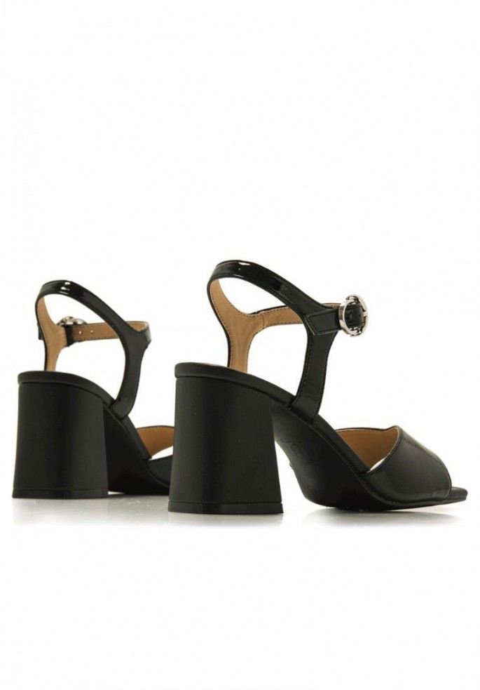 SANDALIA KARLA TACON CUADRADO | MUSTANG