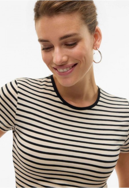 CAMISETA FIONA | VERO MODA 2