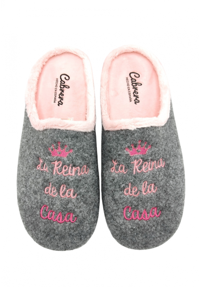 PANTUFLA LA REINA DE LA CASA | CABRERA