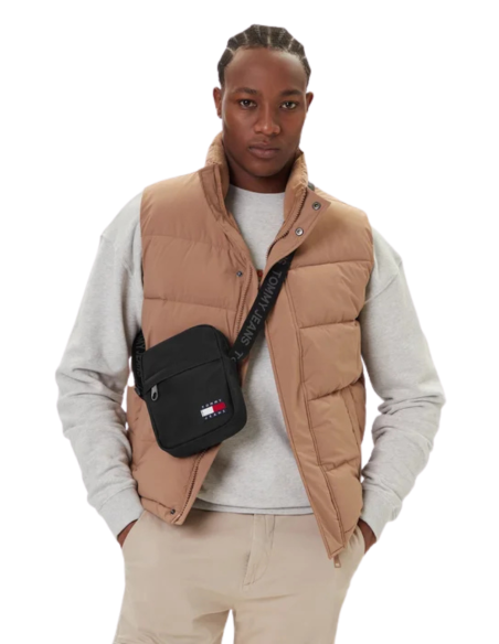 BANDOLERA DAILY REPORTER | TOMMY HILFIGER