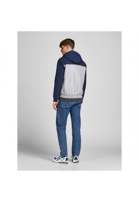 Chaqueta entretiempo con gorro 2