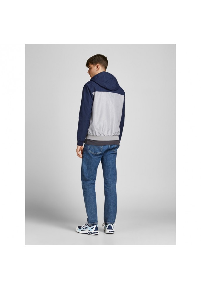 Chaqueta entretiempo con gorro